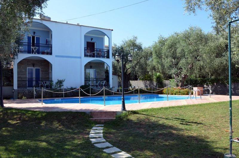 Villa Elia Liménas Eksteriør bilde